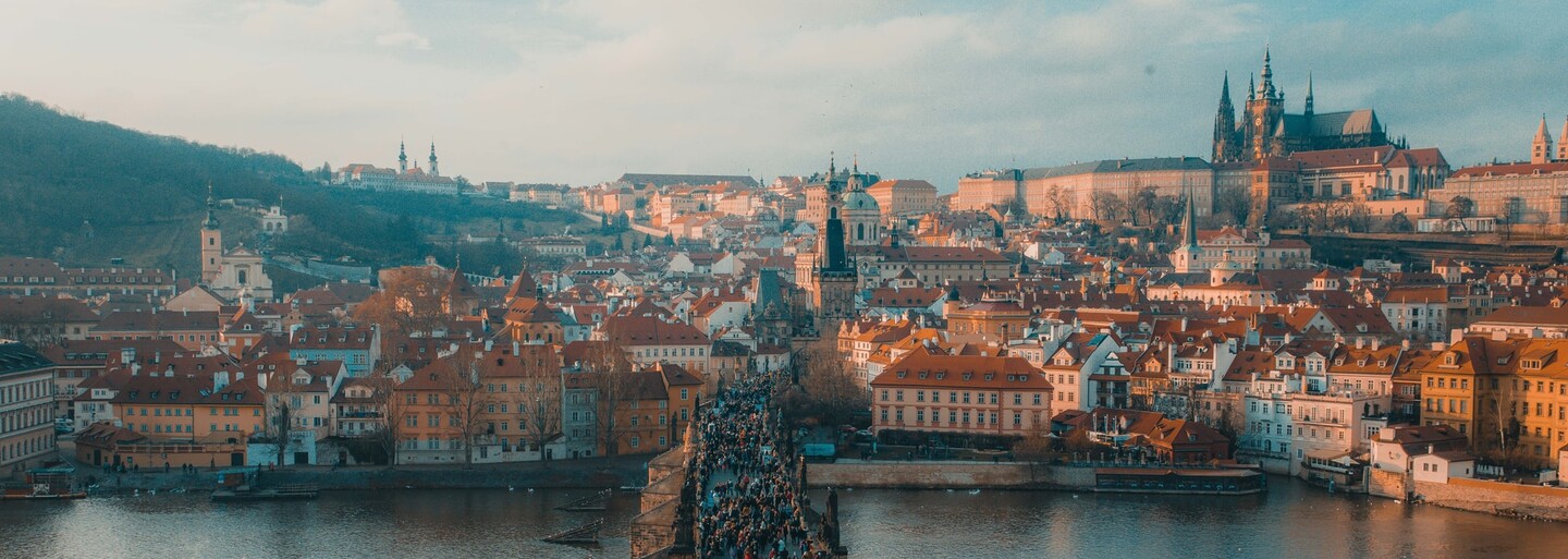 Česko má jednu z nejvíc cool ulic světa, TikTok ovládl nový fenomén (Freshnews)