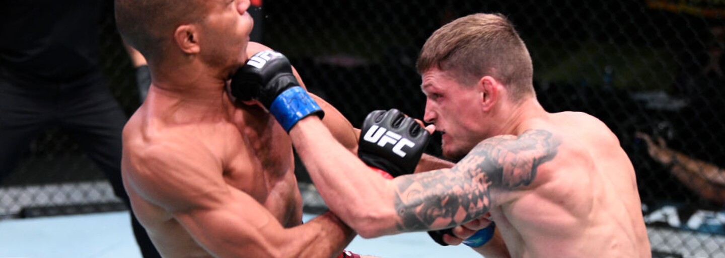 Český hrobník David Dvořák už skoro 10 let neprohrál. Teď v UFC míří za další výhrou