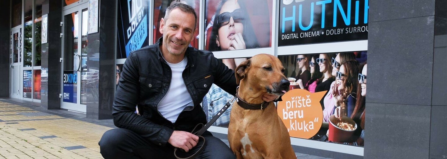 Český kaskadér se podílel na natáčení Titanicu, Tróji, Zachraňte vojína Ryana a dalších kultovních filmů z Hollywoodu (Rozhovor)