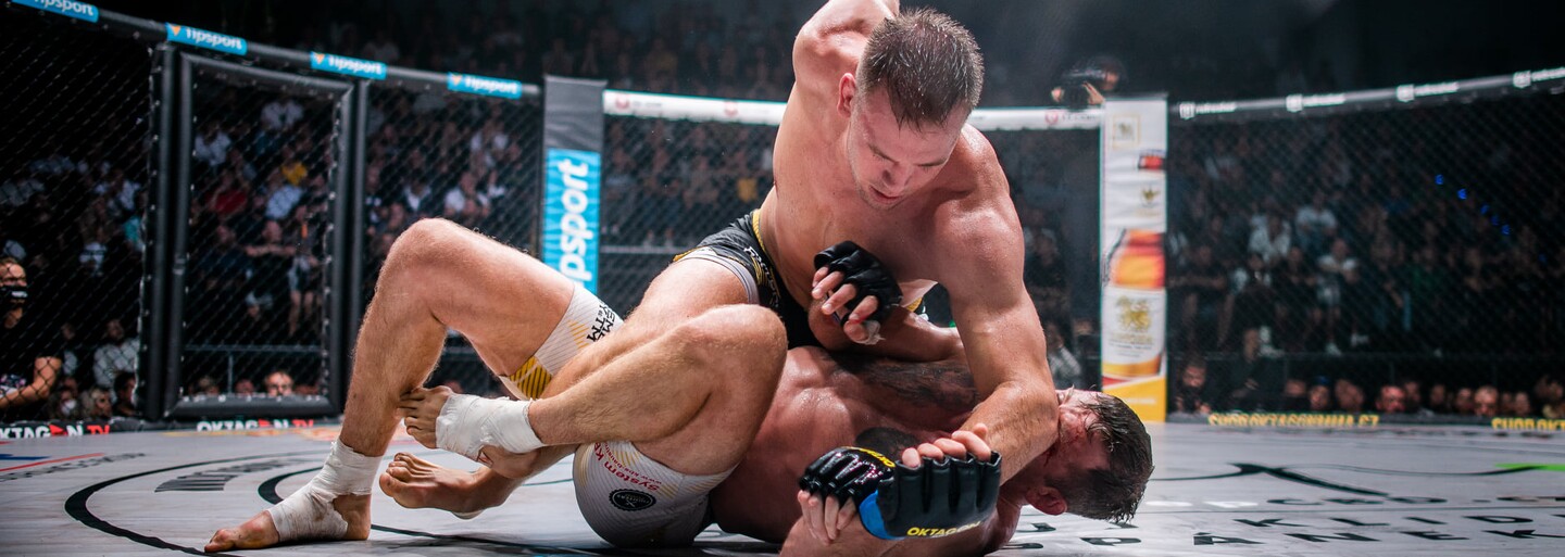 Český MMA šampion Viktor Pešta se naštval na OKTAGON kvůli oznámení zápasu bez smlouvy, Ondřej Novotný se fanouškům omluvil