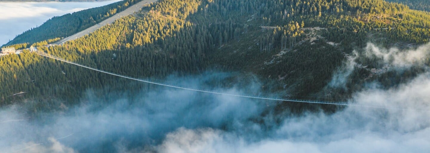 Český Sky Bridge se objevil na titulní straně prestižního světového časopisu