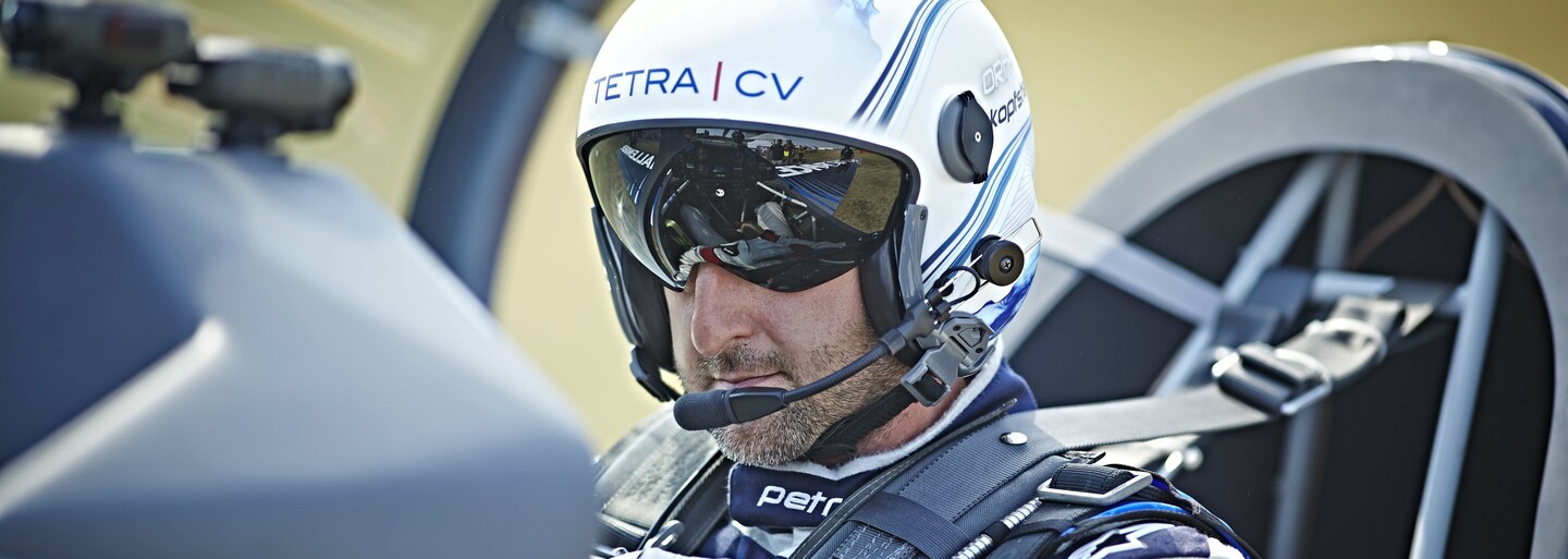 Český tým pilota Petra Kopfsteina se probojoval do elitní skupiny nejrychlejšího motorsportu světa