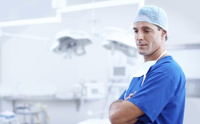 Čeští vědci uchvacují: Umí v hlase zachytit Parkinsonovu nemoc už v raném stadiu Čeští vědci uchvacují: Umí v hlase zachytit Parkinsonovu nemoc už v raném stadiu