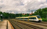Cestuj v létě neomezeně po Německu: Speciální jízdenku za 9 eur si můžou koupit i Češi