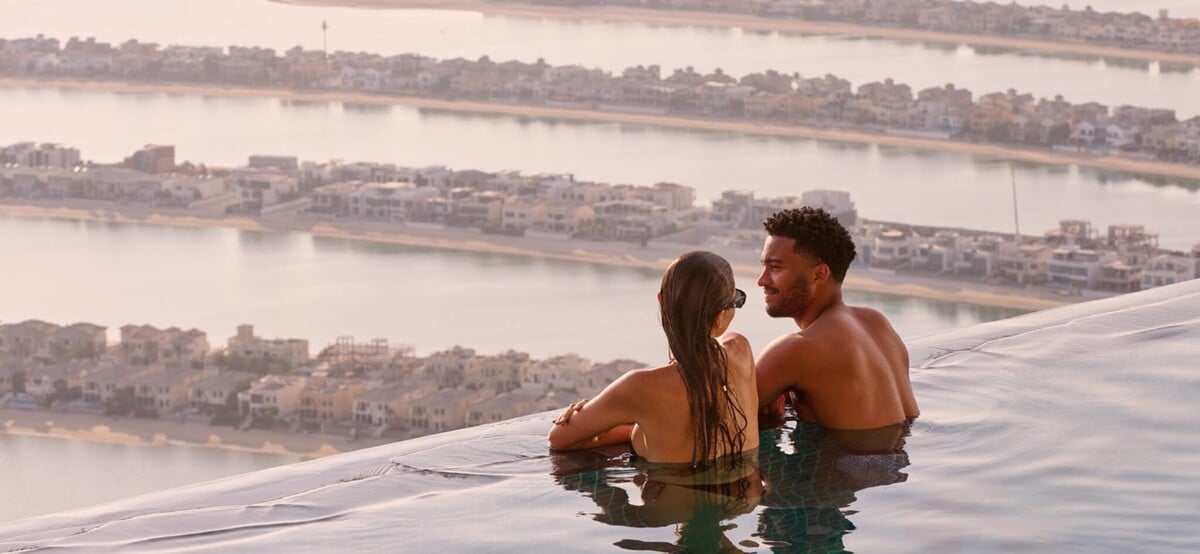 aura skypool infinity pool bazén dubaj