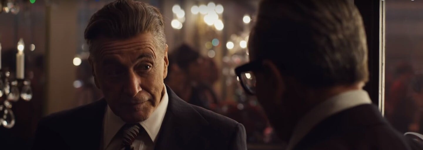 CGI omladení Robert De Niro a Al Pacino zabíjajú grázlov ako klasickí mafiáni v prvom traileri pre Irishmana