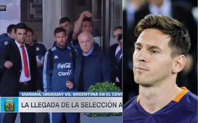 Chtěl se jen dostat ke svému idolu, ale ochranka ho odstrčila. Messi si toho však všiml a malému fanouškovi splnil sen Chtěl se jen dostat ke svému idolu, ale ochranka ho odstrčila. Messi si toho však všiml a malému fanouškovi splnil sen