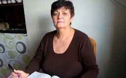 Chlapec z bohatej rodiny šikanoval dievča. Doplatila na to ona, iný spôsob neexistoval, hovorí učiteľka Zdena