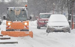 ČHMÚ: V těchto krajích může v úterý napadnout přes 7 centimetrů sněhu