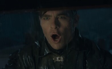 Chris Pine ako Kirk síce ovláda Enterprise, v búrlivých vodách oceánu má však problémy aj s menšou loďou Chris Pine ako Kirk síce ovláda Enterprise, v búrlivých vodách oceánu má však problémy aj s menšou loďou