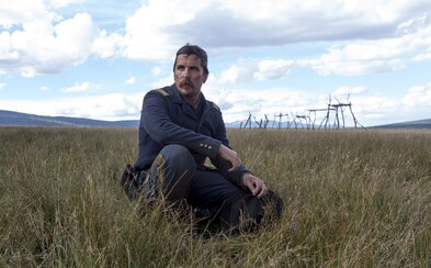Christian Bale si vo westerne Hostiles zahrá kapitána, ktorý musí dopraviť zraneného náčelníka a jeho rodinu naspäť na ich územie Christian Bale si vo westerne Hostiles zahrá kapitána, ktorý musí dopraviť zraneného náčelníka a jeho rodinu naspäť na ich územie