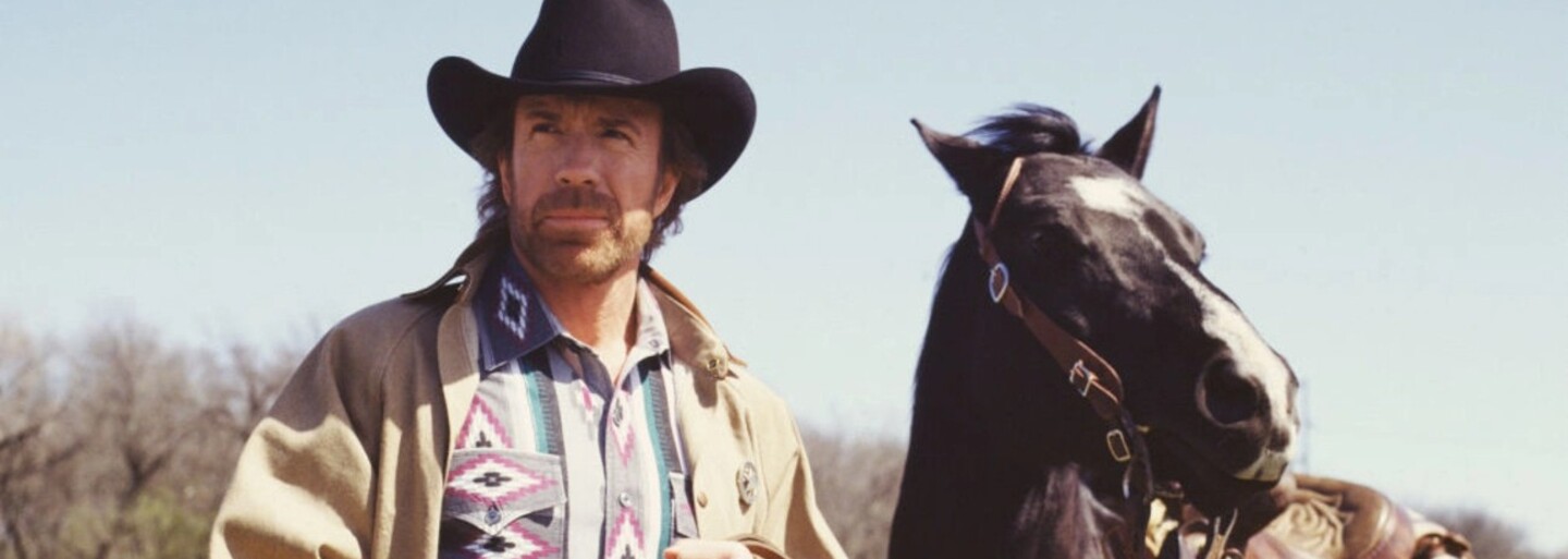 Chuck Norris truchlil pro zesnulého Clarence Gilyarda alias Trivetta z Walker, Texas Ranger. Budeš nám chybět, vzkázal
