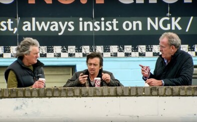 Clarkson, Hammond a May sú späť a s nimi aj Stig, ktorý nie je Stig Clarkson, Hammond a May sú späť a s nimi aj Stig, ktorý nie je Stig