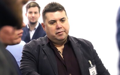 Člen extrémistickej ĽSNS na Najvyššom súde zakričal „na stráž“. Súd ho uznal vinným za prejavovanie sympatií k Hlinkovej garde Člen extrémistickej ĽSNS na Najvyššom súde zakričal „na stráž“. Súd ho uznal vinným za prejavovanie sympatií k Hlinkovej garde