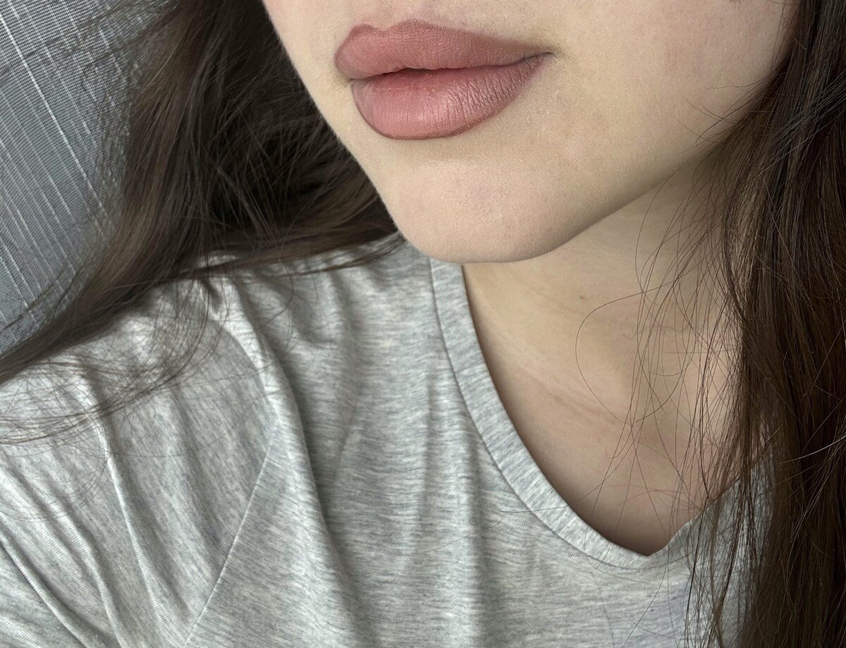 huda beauty, filter blush