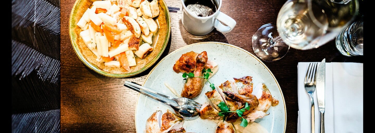 Co je lepší než strávit chladné nedělní poledne u luxusního brunche? Pražská restaurace V Zátiší nabízí dokonalý gurmánský zážitek