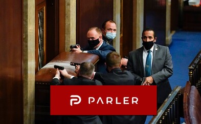 Co je Parler? Sociální síť, na níž chtějí neonacisté vystřílet židy, popravit viceprezidenta a vložit veškerou moc do rukou Trumpa Co je Parler? Sociální síť, na níž chtějí neonacisté vystřílet židy, popravit viceprezidenta a vložit veškerou moc do rukou Trumpa