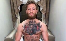 Conor McGregor a Khabib Nurmagomedov si nakladajú na Twitteri. Íra zároveň obvinili z ďalšieho sexuálneho napadnutia