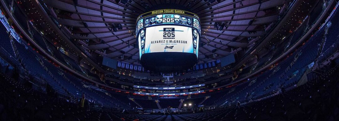 Conor McGregor opět úřadoval. Soupeři uštědřil knokaut už v druhém kole a zapsal se do historie UFC