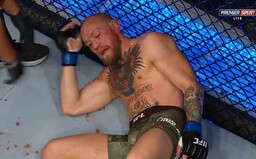 Conor McGregor tvrdě prohrává v druhém kole! Stane se Dustin Poirier králem lehké váhy?