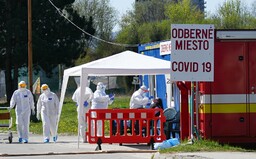 Covid-19 môže u mladších ľudí spôsobovať náhle mŕtvice aj napriek tomu, že nemajú predchádzajúce zdravotné problémy