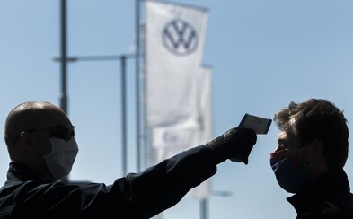 Covid-19 už hlásia aj v bratislavskom Volkswagene. Obmedzí najväčší zamestnávateľ Slovenska výrobu? Covid-19 už hlásia aj v bratislavskom Volkswagene. Obmedzí najväčší zamestnávateľ Slovenska výrobu?