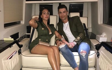 Cristiano Ronaldo sa stal prvou osobu, ktorá na Instagrame dosiahla 200 miliónov sledovateľov Cristiano Ronaldo sa stal prvou osobu, ktorá na Instagrame dosiahla 200 miliónov sledovateľov
