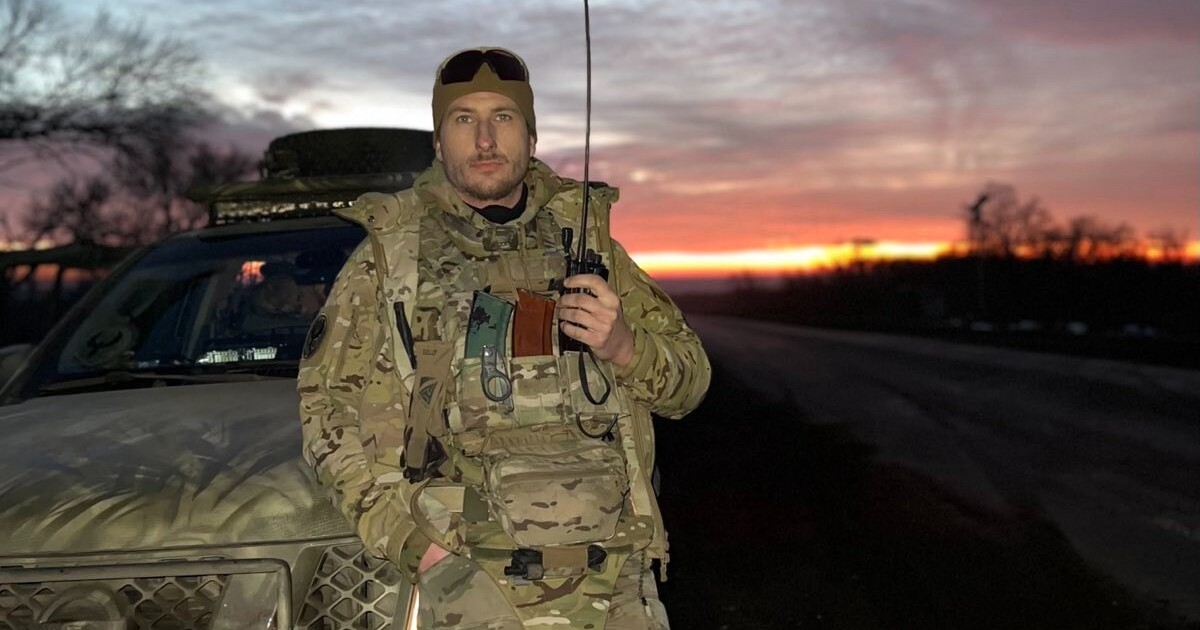 Český medik, který byl v dubnu zraněn na Donbasu, zemřel. „Když se lámal chleba tak se nepos*al,“ vzpomínají jeho přátelé