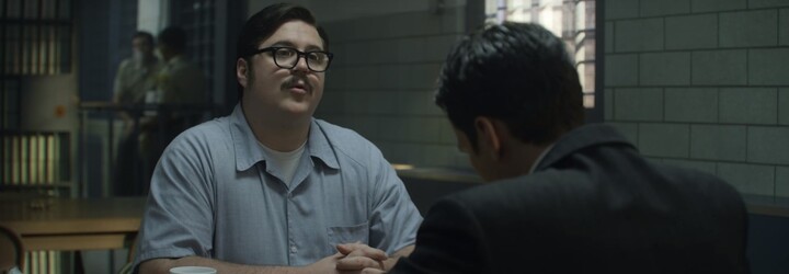 David Fincher a jeho seriál Mindhunter sa vďaka plnohodnotnému traileru pokúša dostať do hláv nebezpečných psychopatov či sériových vrahov