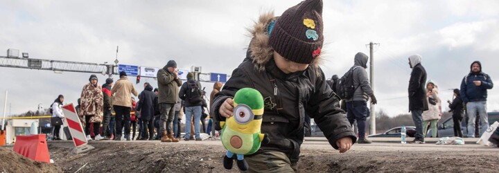 Výzkum: Roste počet Čechů a Češek, kteří odmítají pomáhat uprchlíkům z Ukrajiny