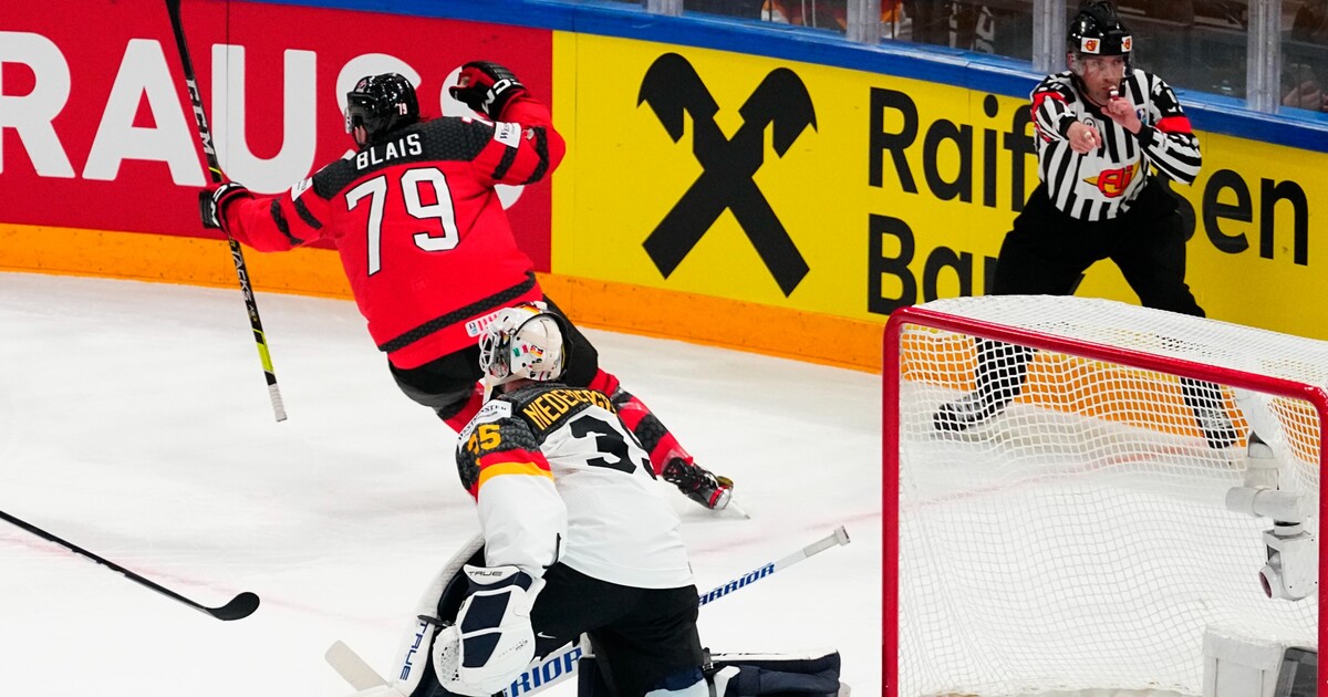 Mistrovství světa v hokeji vyhrála Kanada. V napínavém finále porazila Německo 5:2