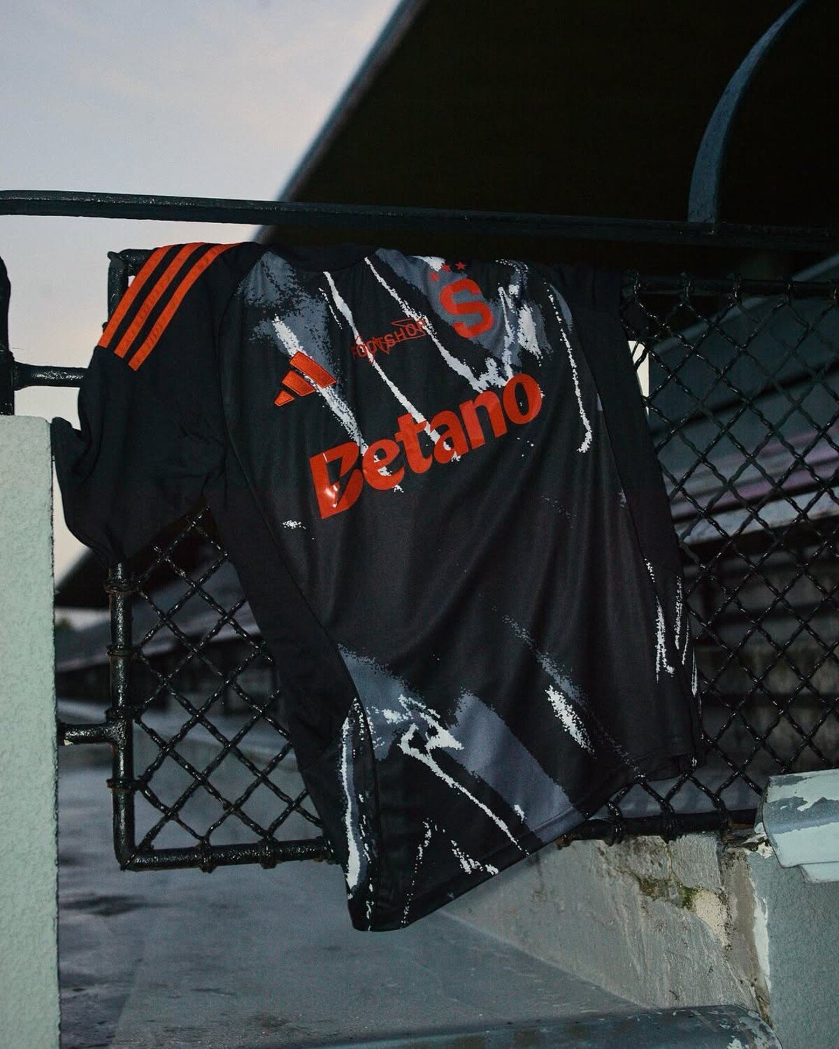 AC Sparta Praha, Adidas, Footshop