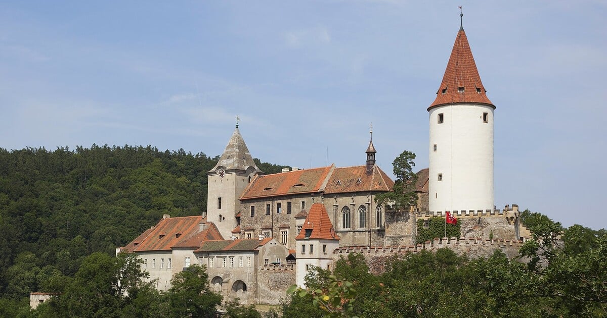 KVÍZ: Poznáš české hrady a zámky podle leteckých snímků?