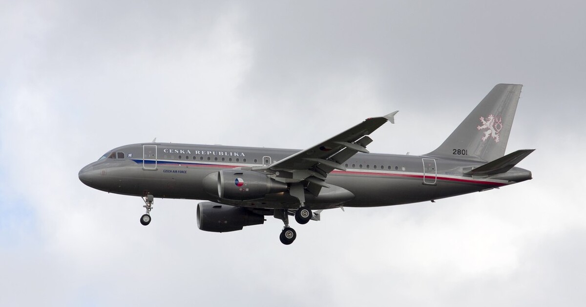 Lékař české vládní delegace, který opilý obtěžoval hygieničku, nesmí odjet z Koreji