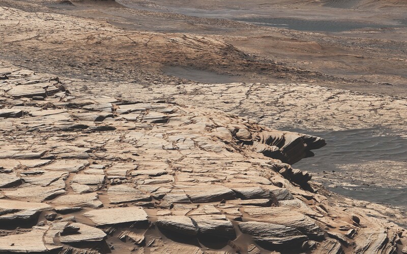 Na Marse objavili nezvyčajnú koncentráciu uhlíka-12. Môže ísť o dôkaz mikrobiologického života.