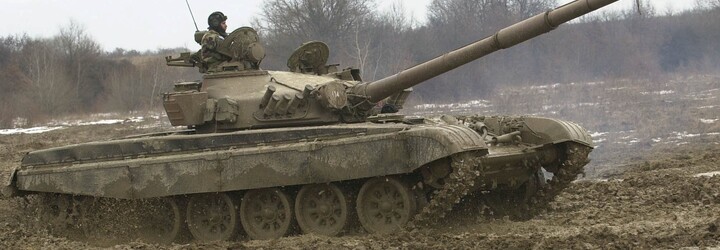 Česko poslalo na Ukrajinu desítky tanků a obrněných vozidel. Nemůžeme říct, co konkrétně posíláme, uvedla ministryně Černochová