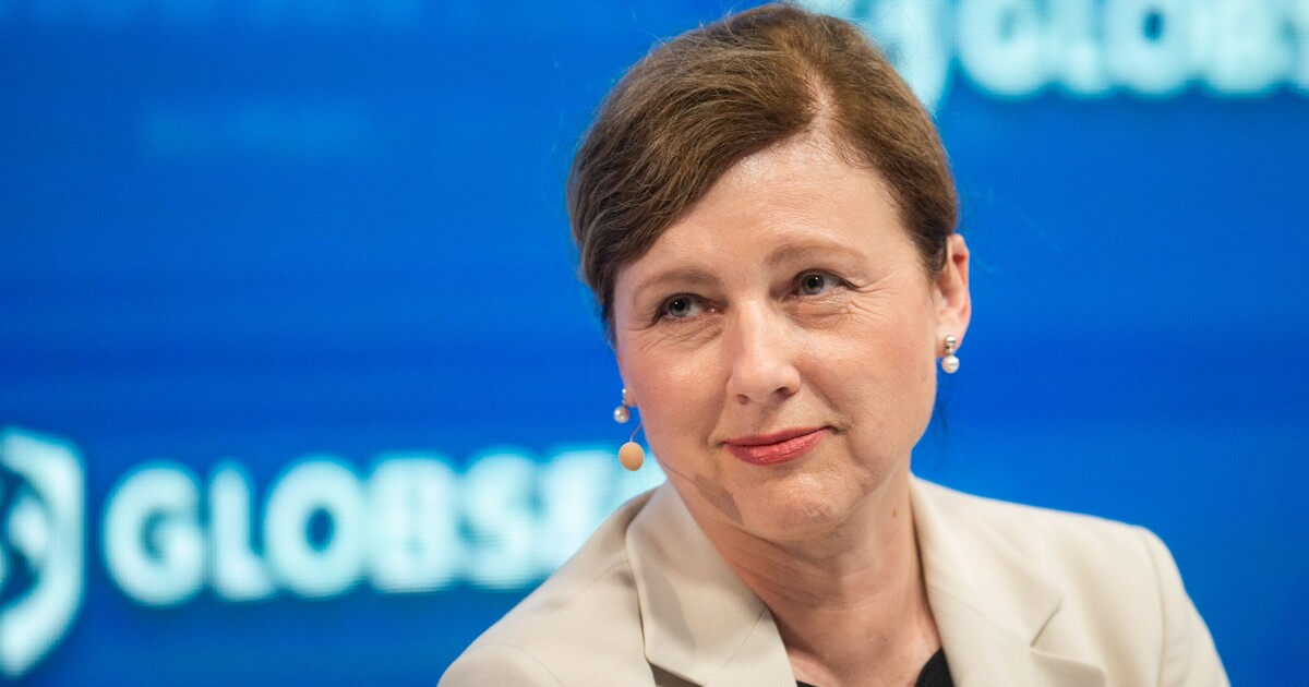 Karlova Univerzita bude mít novou prorektorku. Stane se jí bývalá eurokomisařka Věra Jourová