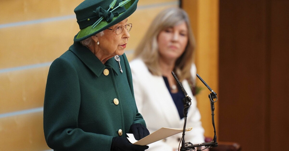 FBI zveřejnila dokumenty o plánovaném atentátu na Alžbětu II.