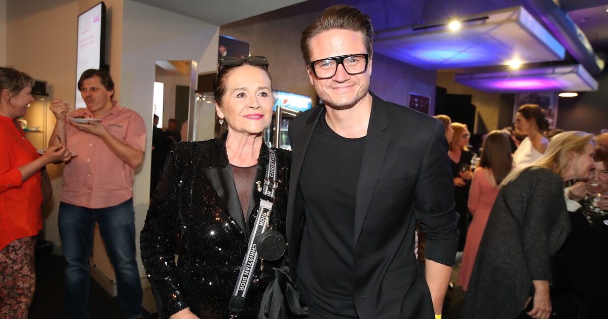 Brzobohatého se dojemně zastala jeho matka. Miluji tebe i Tiffany, vzkázala mu