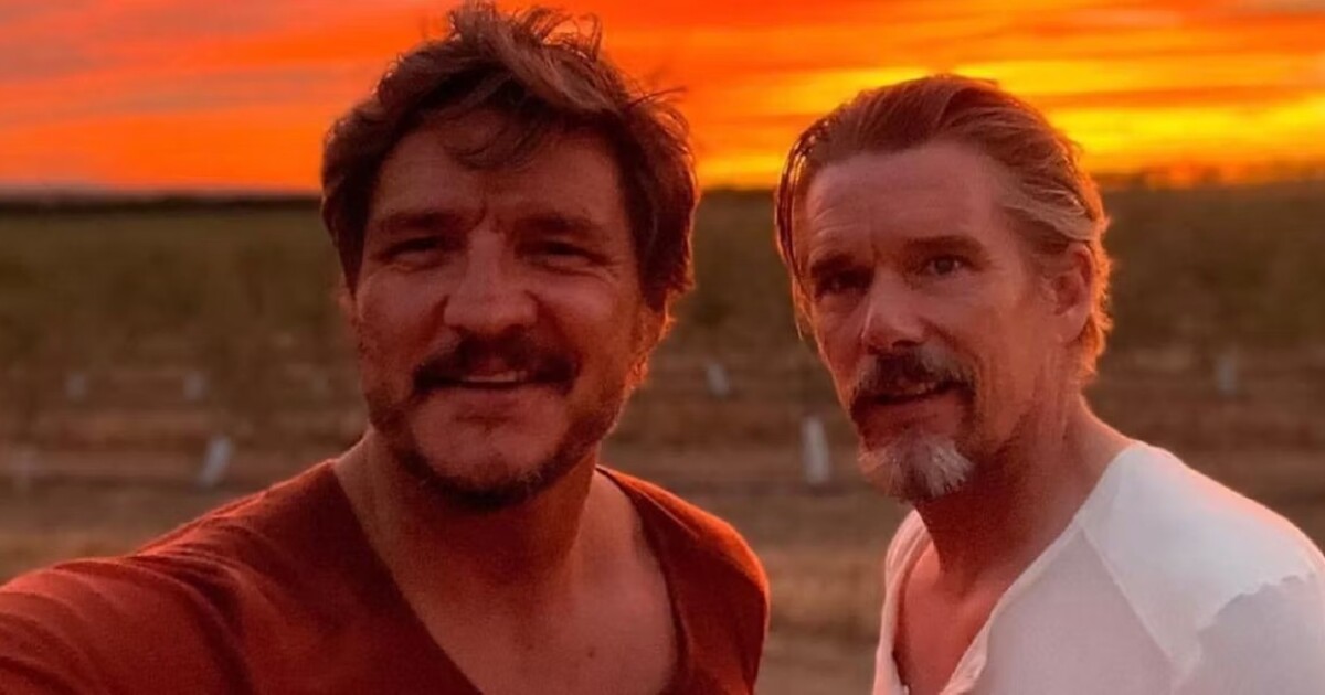 Pedro Pascal a Ethan Hawke natočili gay western. Režíroval ho Almodóvar
