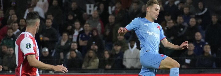 Zápas dvou půlí: Slavia podlehla Feyenoordu 1:2 kvůli hororovému poločasu