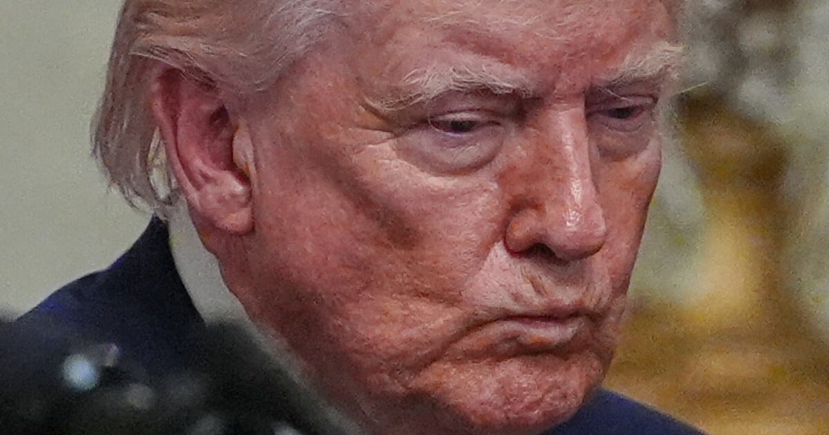 Írán opět zavedl omezení v Hormuzském průlivu, USA viní z porušení dohody