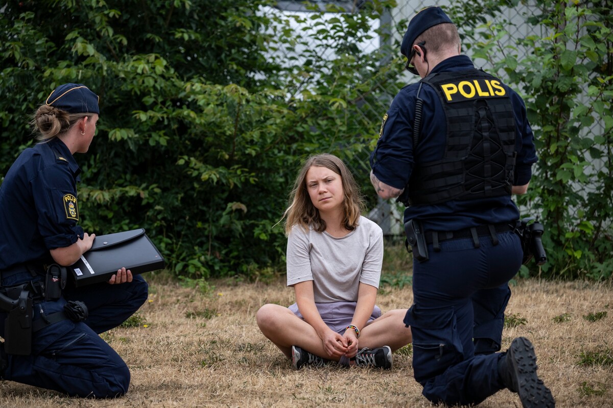 Greta Thunbergová skončí pre nepočúvanie policajtov pred súdom.