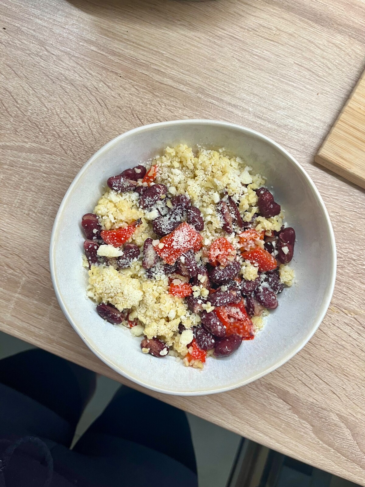 Večera: paprika, fazuľa, bulgur, syr