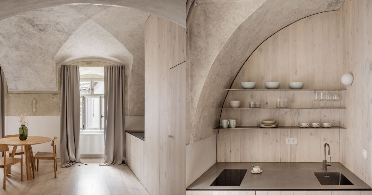 GALERIE: Architekti vyzenovali nevyužitou budovu z 18. století. Inspiruj se chytrým minimalismem bývalého kláštera