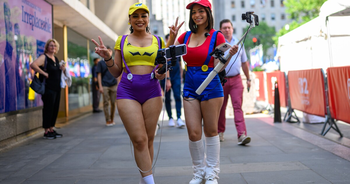 VIDEO: Nintendo launchlo konzoli Switch 2. Takhle vypadaly fronty u nás i ve světě