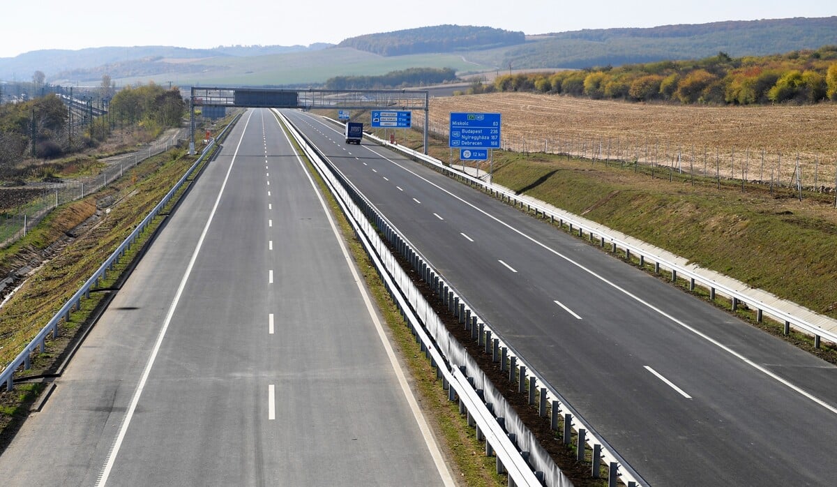 Miškovec, maďarsko-slovenský pohraničný priechod Tornyosnémeti. 