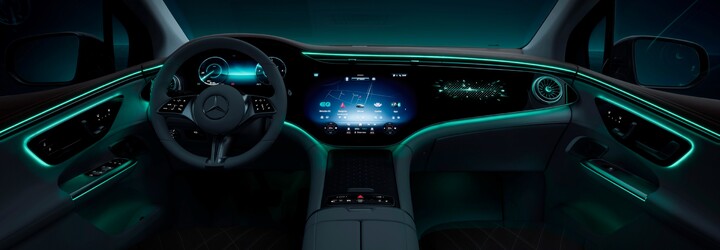 Mercedes-Benz odhalil interiér nového EQE SUV. Dominuje mu obrovský MBUX Hyperscreen