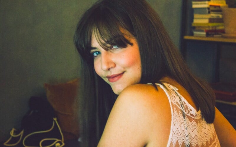 „Bola som druháčka na strednej škole, naši boli rozvedení, moja mama mala finančné problémy a nevedela som si predstaviť, ako by moji rodičia okrem mňa vedeli uživiť ešte aj moje dieťa," vraví v rozhovore pre Refresher Ivana, ktorá sa po rokoch rozhodla prehovoriť o citlivej téme, že šla v 17 na potrat. Hnevá ju, ako sa k problematike interrupcií stavajú mnohí politici.