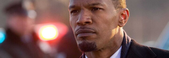 Hrdina na plátně i mimo něj: Herec Jamie Foxx pomohl vyprostit řidiče z hořícího auta
